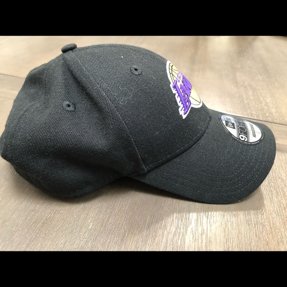 New Lakers Adjustable Hat - Picture 4 of 5